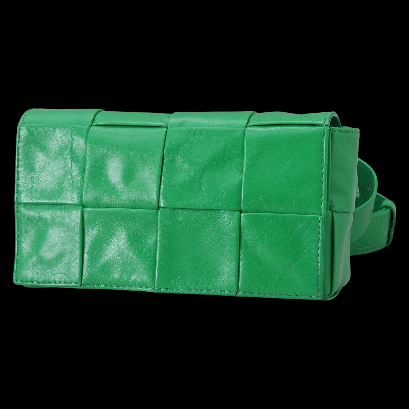 BOTTEGA VENETA(USED)보테가베네타 미니 벨트백 그린